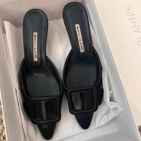 Rare Style Manolo Blahnik Navy Blue Leather Maysale Heel - Picture 2 of 8